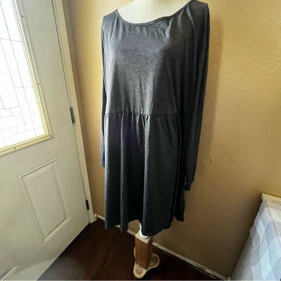 Woman’s Plus Size Longsleeve Dark Gray High Low Dress 5X - Picture 2 of 5